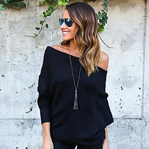 Long Tassel Necklace - Picture 4 of 5